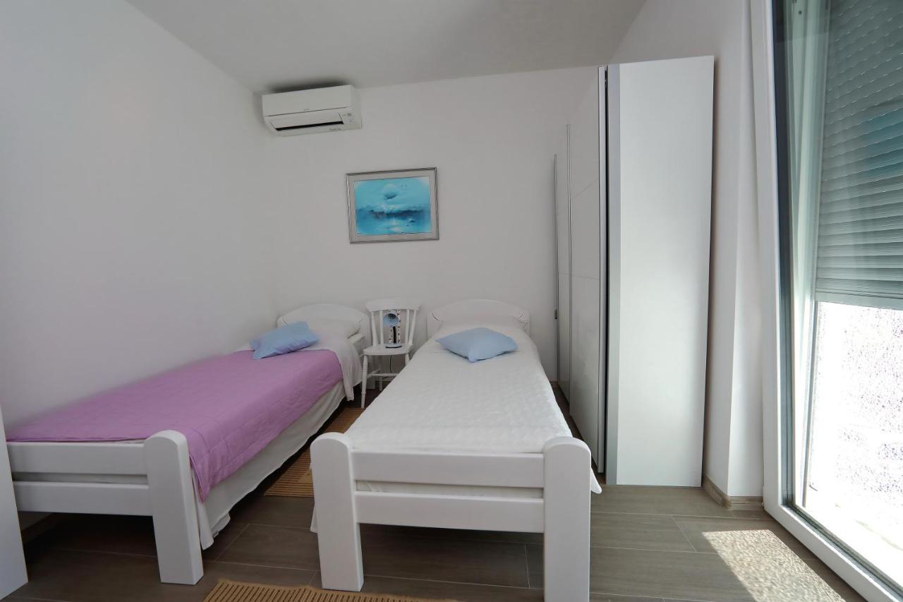 Apartmani Marina S Pogledom, Sukošan Exterior foto